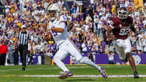 College_ Football_ Quarterback_ Action Wallpaper