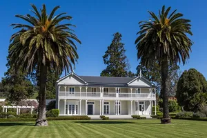 Colonial House New Zealand Hastings Wallpaper