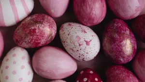 Colorful And Full Of Fun, Easter Eggs Are The Perfect Way To Ring In The Start Of Spring! Wallpaper