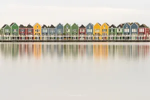 Colorful Waterfront Houses Reflection Wallpaper