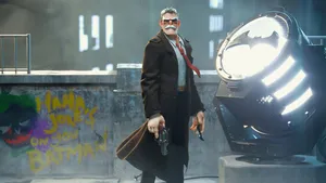 Commissioner Gordon In Action Wallpaper