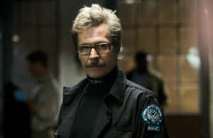 Commissioner Gordon In Action Wallpaper