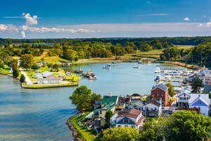 Community Beside Chesapeake Bay Wallpaper