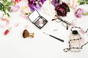 Complete Your Outfit With A Fashion Accessory Wallpaper