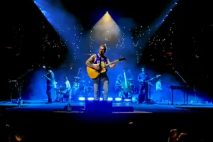 Concert Stage Performance Zach Bryan Wallpaper