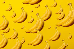 Cool Aesthetic Bananas Wallpaper