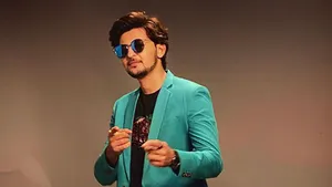 Cool Darshan Raval Hd Wallpaper