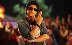 Cool Pose Of Shahrukh Khan Hd Wallpaper