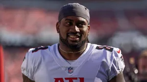 Cordarrelle Patterson Atlanta Falcons Smile Wallpaper