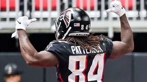 Cordarrelle Patterson Celebration Falcons Wallpaper