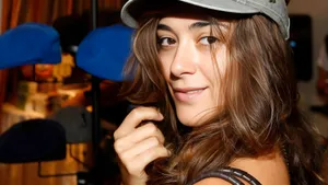 Cote De Pablo Casual Look Wallpaper