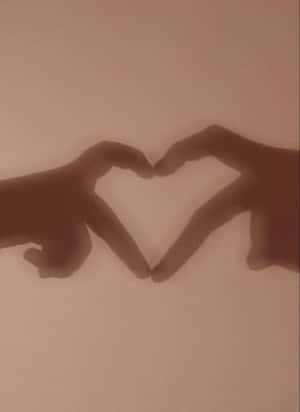 Couple Hands Heart Pfp Wallpaper
