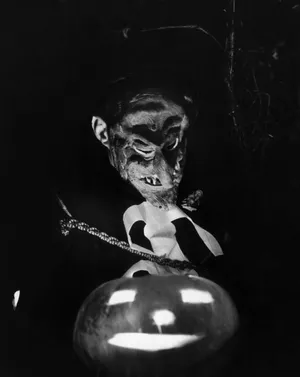 Creepy Halloween Witch Pumpkin Blackand White Wallpaper