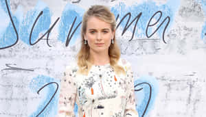 Cressida Bonas In Casual Style Wallpaper