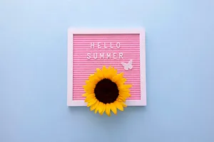 Crochet Hello Summer Desktop Wallpaper