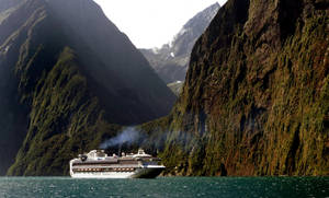 Cruise Ship In New Zealand Wallpaper