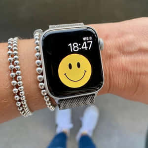 Cute Apple Watch Face Smiley Wallpaper