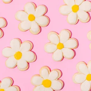 Cute Daisy Sweet Sugar Cookies Wallpaper