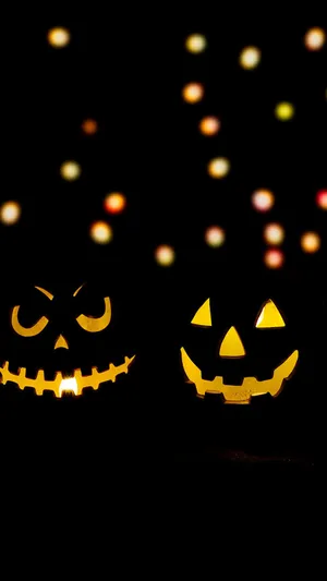 Cute Halloween Phone Glowing Jack-o-lantern Wallpaper