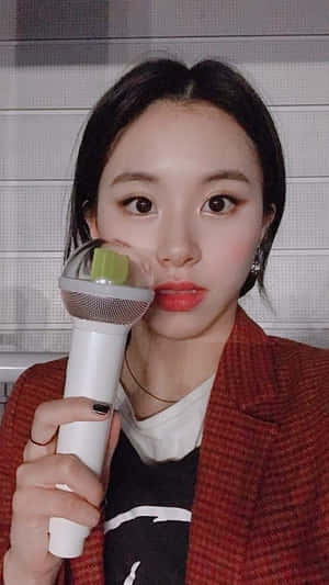 Cute Korean Singer Chaeyoung Light Stick Wallpaper