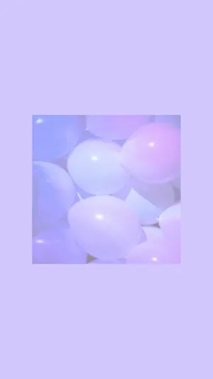 Cute Light Purple Balloons Wallpaper