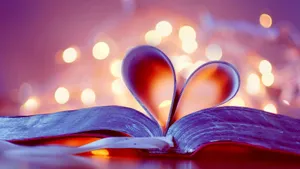 Cute Valentines Book Heart Photograph Wallpaper