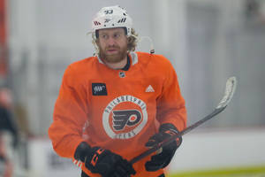 Czech Professional Ice Hockey Right Winger Jakub Voracek Jersey Wallpaper