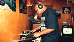 D J Screw Mixing Music Wallpaper