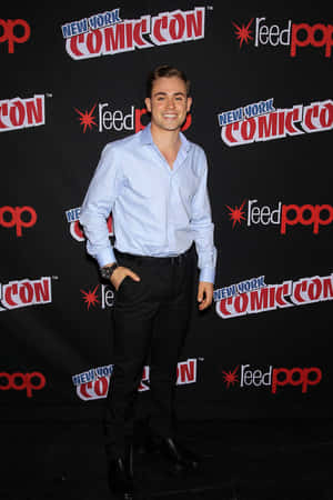 Dacre Montgomeryat New York Comic Con Wallpaper