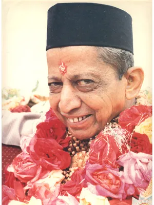 Dadaism – Transcending The Traditional Expression Of Art Wallpaper