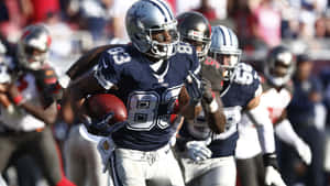 Dallas Cowboys Players Ready To Take The Field Wallpaper