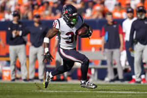 Dameon Pierce Houston Texans Running Back Action Wallpaper