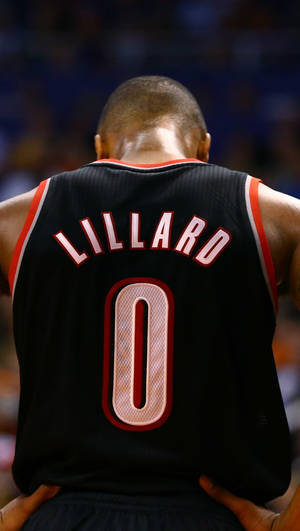 Damian Lillard Back Portrait Wallpaper