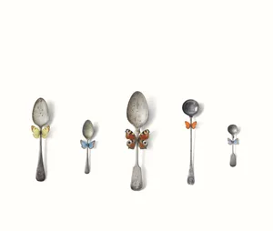 Dandy Spoon Set Wallpaper