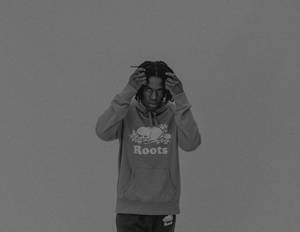 Daniel Caesar Roots Hoodie Wallpaper