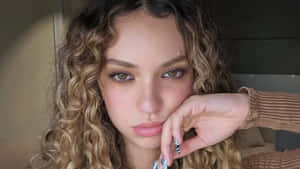 Daniela Katseye Natural Beauty Wallpaper