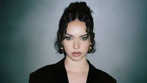 Daniela Katseye Portrait Wallpaper