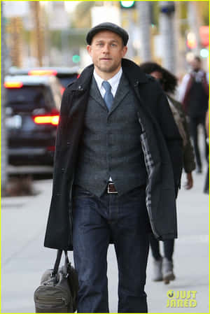 Dapper Charlie Hunnam Wallpaper