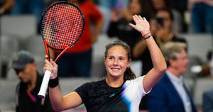 Daria Kasatkina Acknowledges The Crowd Wallpaper