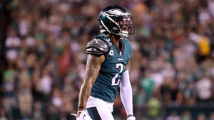 Darius Slay American Football Walk Photography Wallpaper