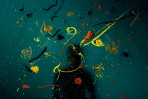 Dark And Glowing Innovative Abstract Wallpaper