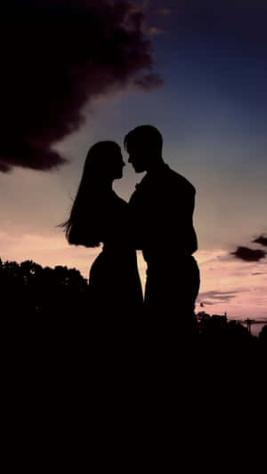 Dark Love Silhouettes Wallpaper