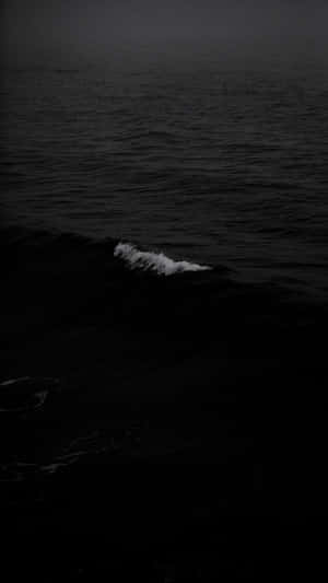 Dark Ocean Wave Minimalism Wallpaper