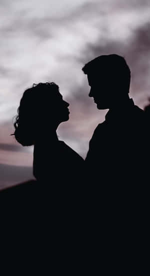 Dark Romance Silhouettes Wallpaper