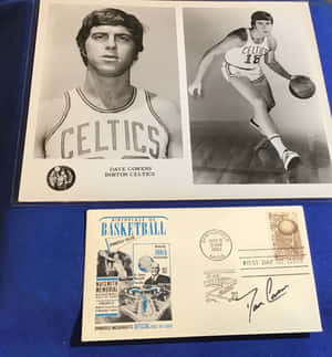 Dave Cowens Playing For Boston Celtics Wallpaper