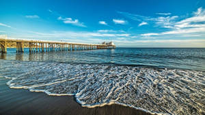 Daylight Splendor At Malibu Beach Pier Wallpaper