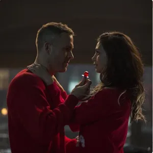 Deadpool And Vanessa In Love Wallpaper