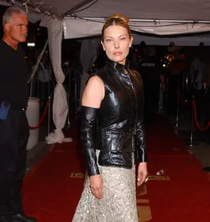 Deborah Kara Unger Red Carpet Event Wallpaper