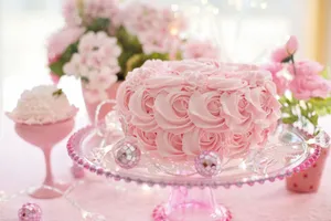 Decorative And Delicious, This Homemade Fondant Cake Is Absolutely Stunning Wallpaper