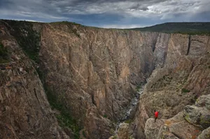 Deep In The Gorgeous Black Canyon Wallpaper